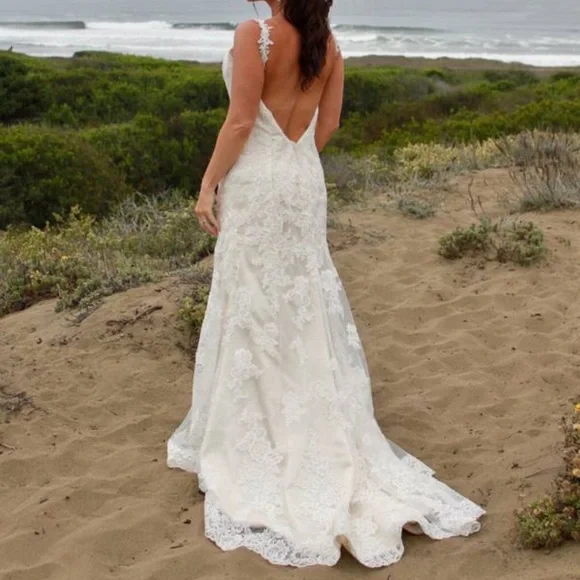 Stella York | Dresses | Stella York Wedding Dress | Poshmark